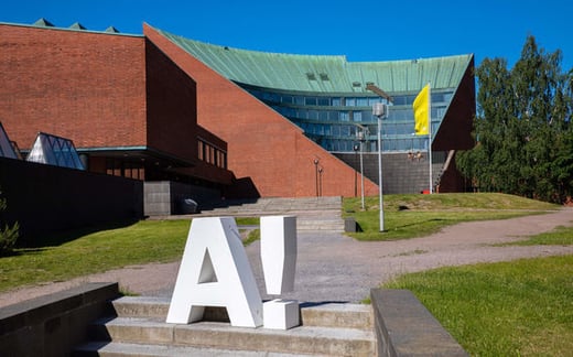 Aalto yo A-logo_around_Campus_12-6-2020_photo_Mikko_Raskinen_056